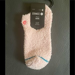 Woman’s Stance Casual Poly Nlend Low Height Heavy Cushion Medium  size socks